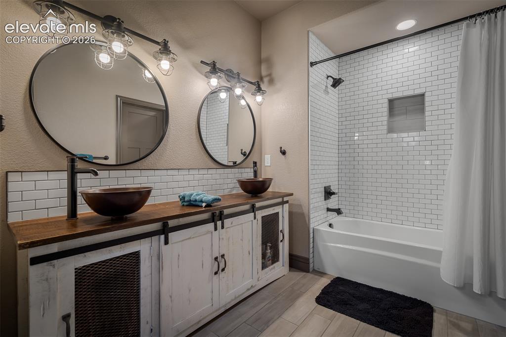 4045 Ramshorn Point Colorado Springs CO 80904