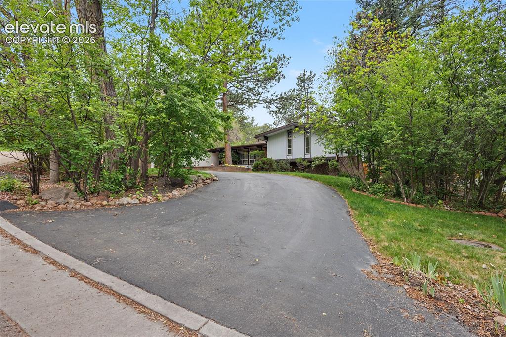 10 Heather Drive Colorado Springs CO 80906