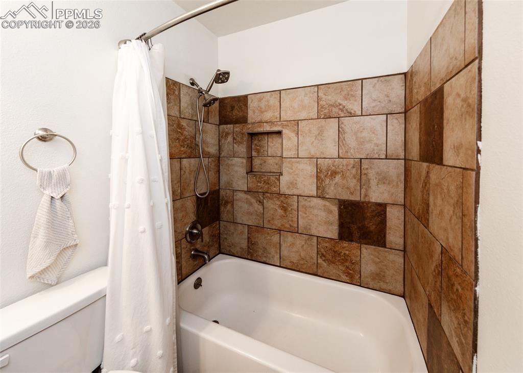 1005 Evergreen Drive Colorado Springs CO 80911