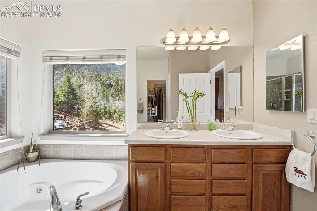 6070 Big Horn Road Manitou Springs CO 80829