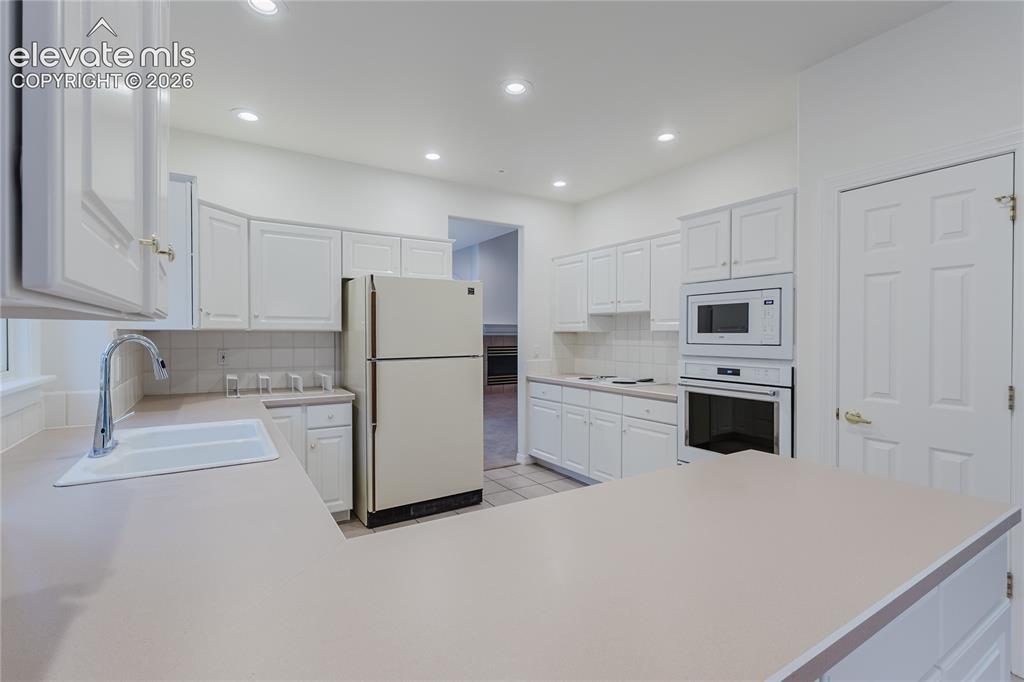 2115 Paseo Del Oro Colorado Springs CO 80904