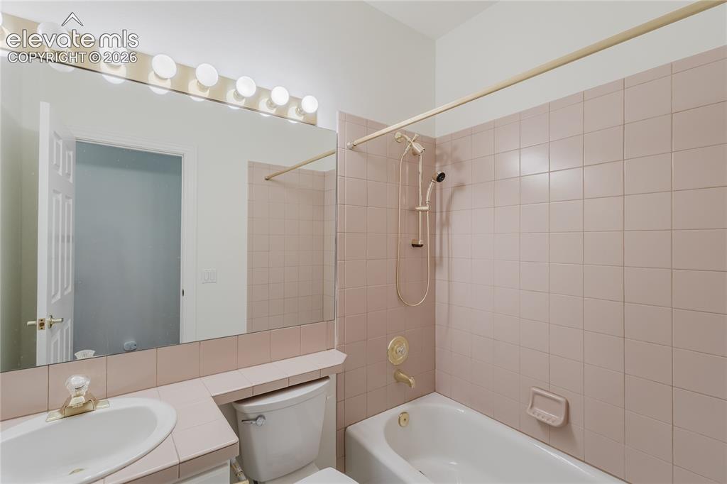 2115 Paseo Del Oro Colorado Springs CO 80904