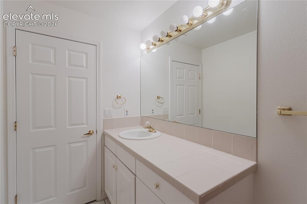 2115 Paseo Del Oro Colorado Springs CO 80904