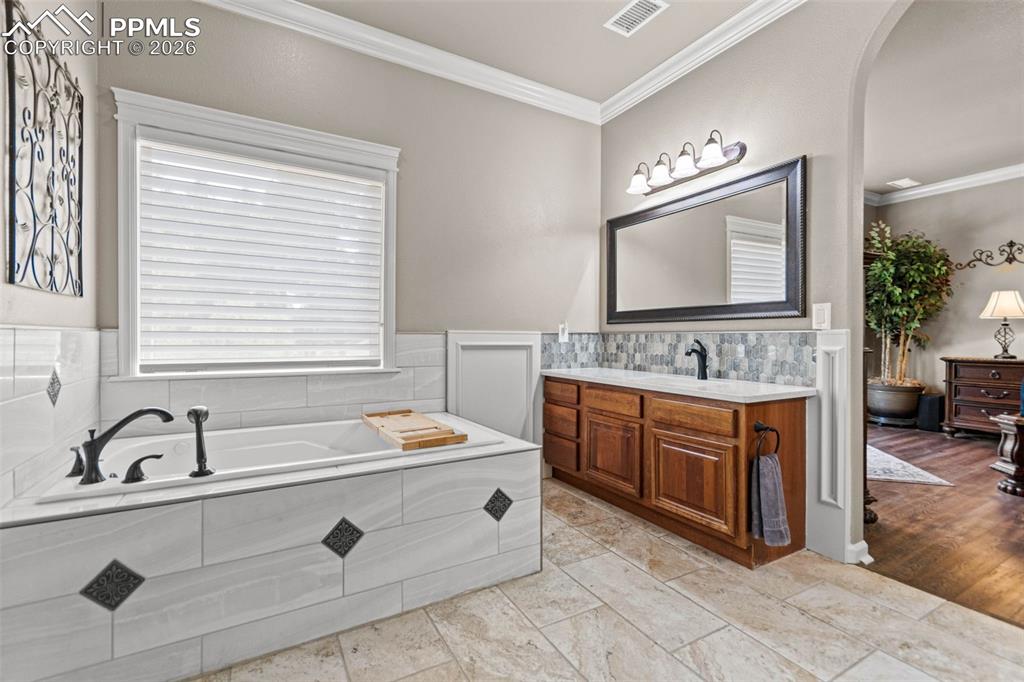 7524 Engineers Court Larkspur CO 80118