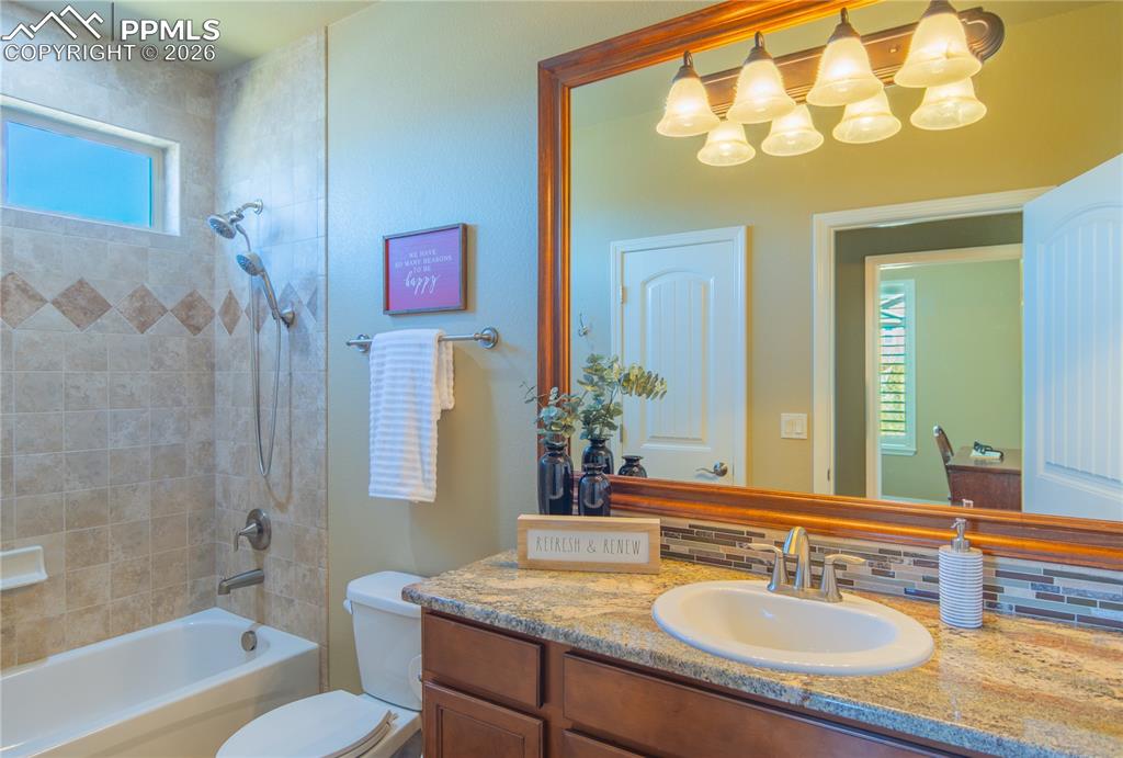 2215 Yankton Place Colorado Springs CO 80919