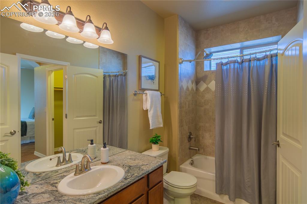 2215 Yankton Place Colorado Springs CO 80919