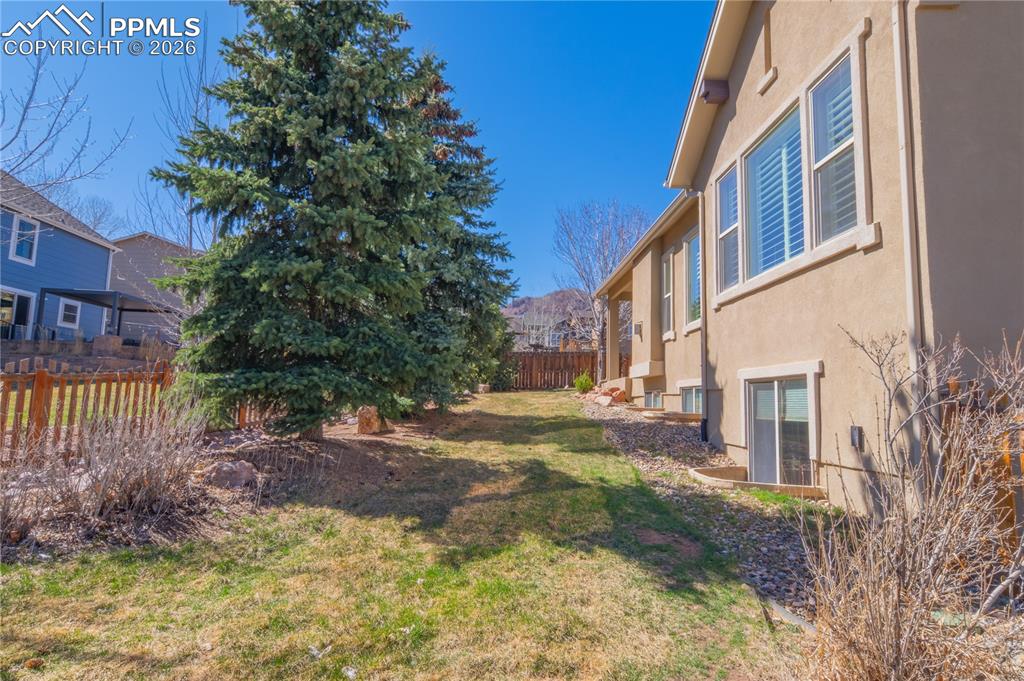 2215 Yankton Place Colorado Springs CO 80919