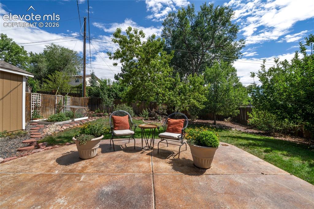 2257 Whitewood Drive Colorado Springs CO 80910