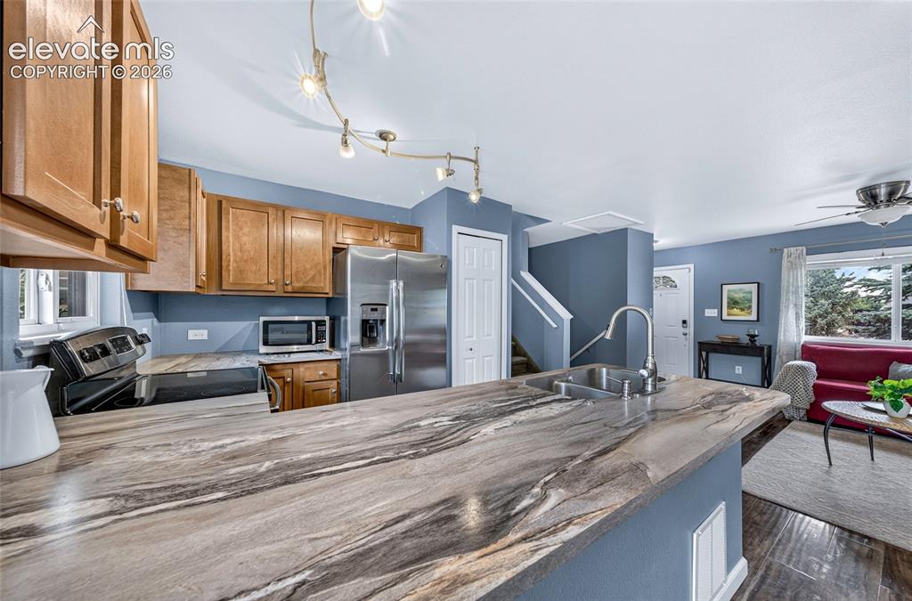 2257 Whitewood Drive Colorado Springs CO 80910