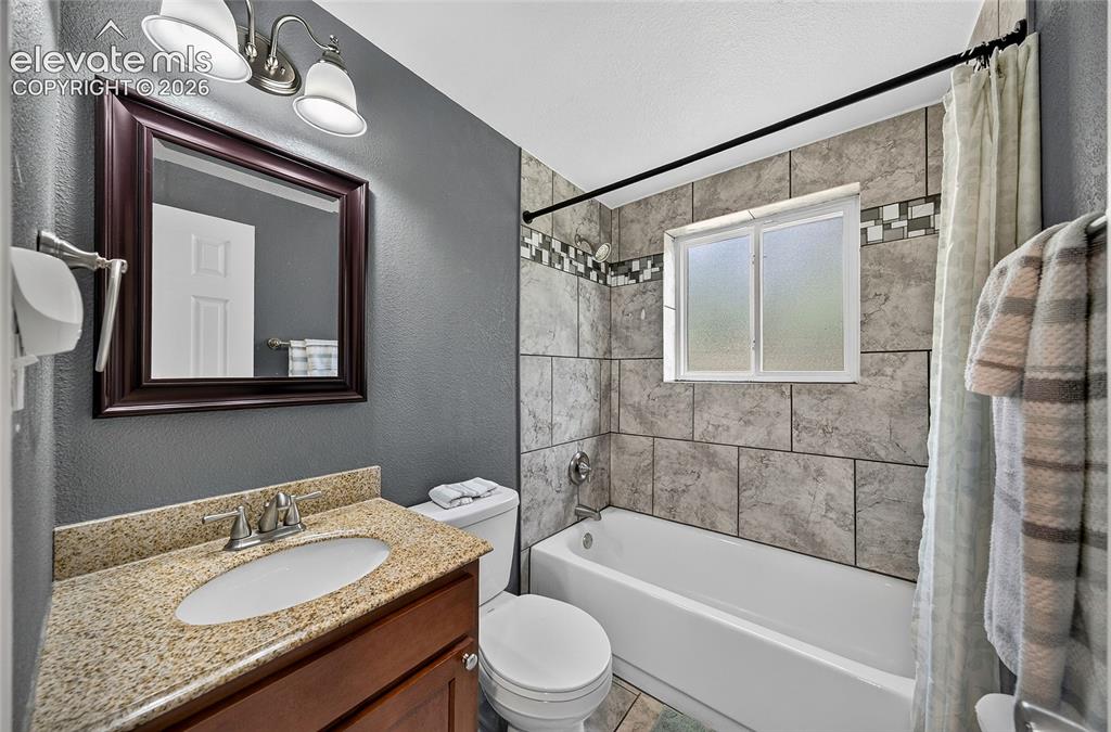2257 Whitewood Drive Colorado Springs CO 80910