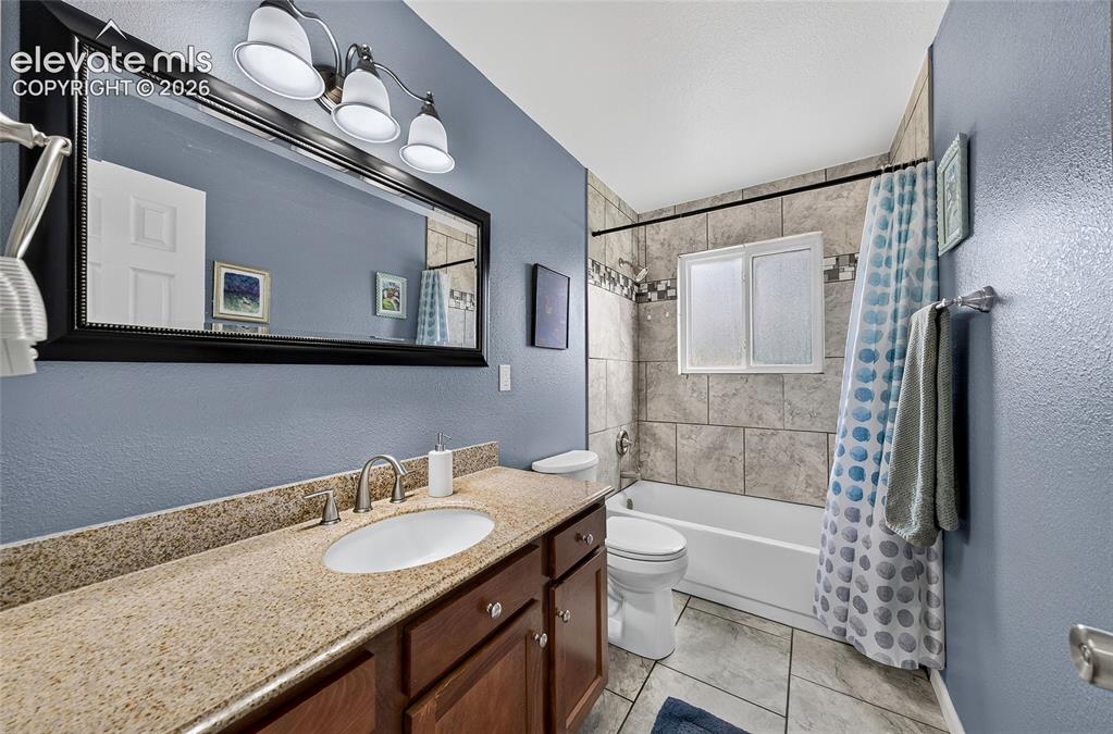 2257 Whitewood Drive Colorado Springs CO 80910