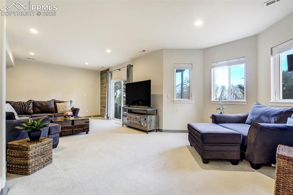 8415 Lauralwood Lane Colorado Springs CO 80919