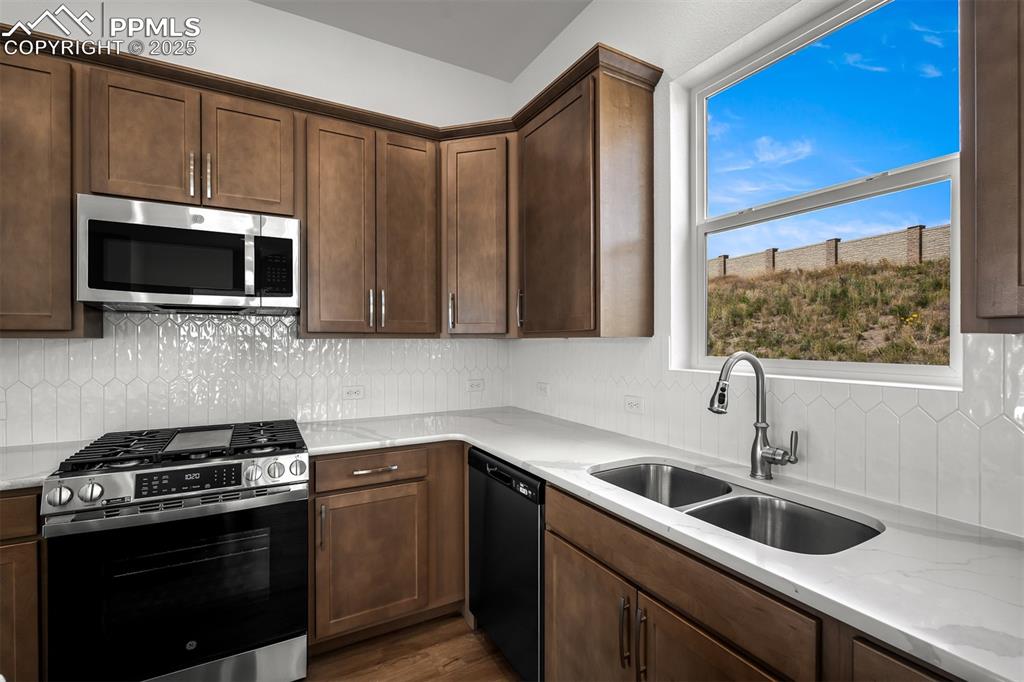 4574 Peak Crest View Colorado Springs CO 80918