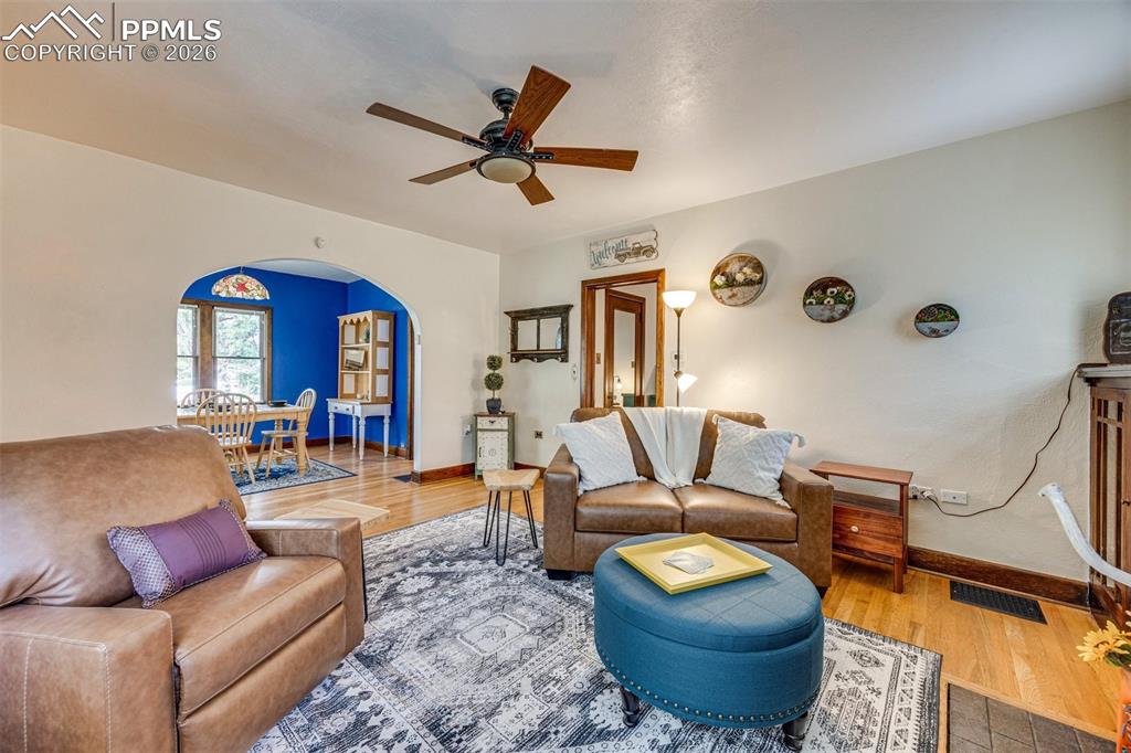 325 W Pitkin Avenue Pueblo CO 81004