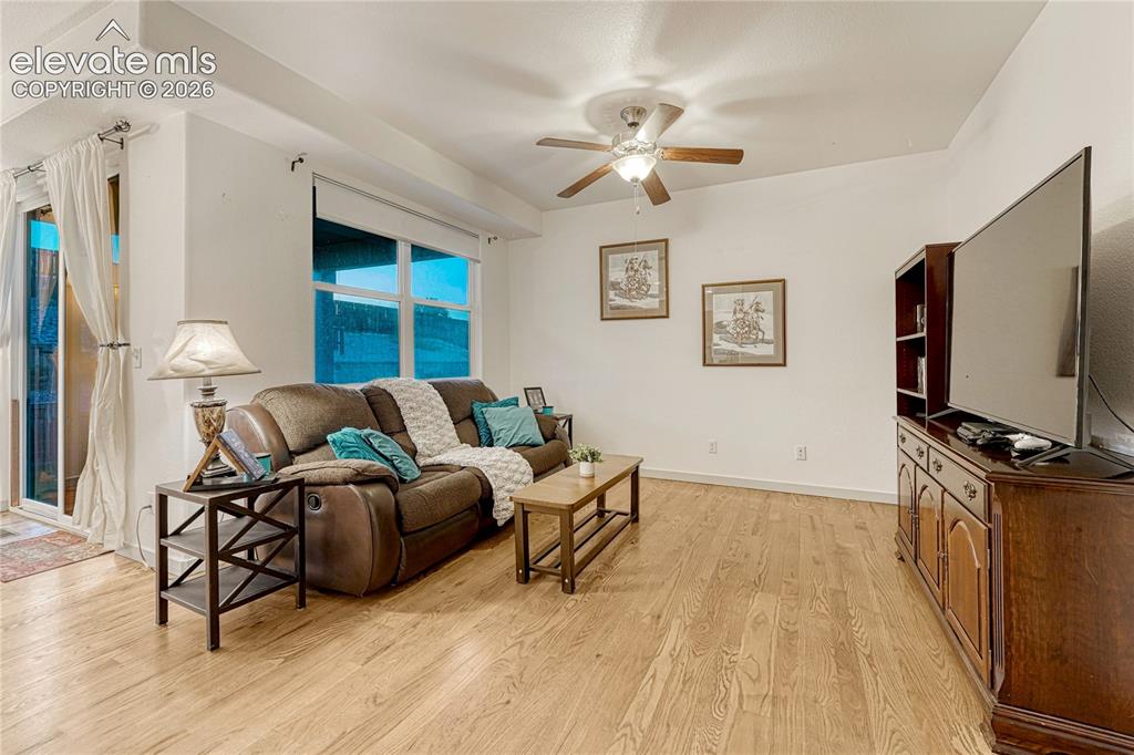 7054 Dutch Loop Colorado Springs CO 80925