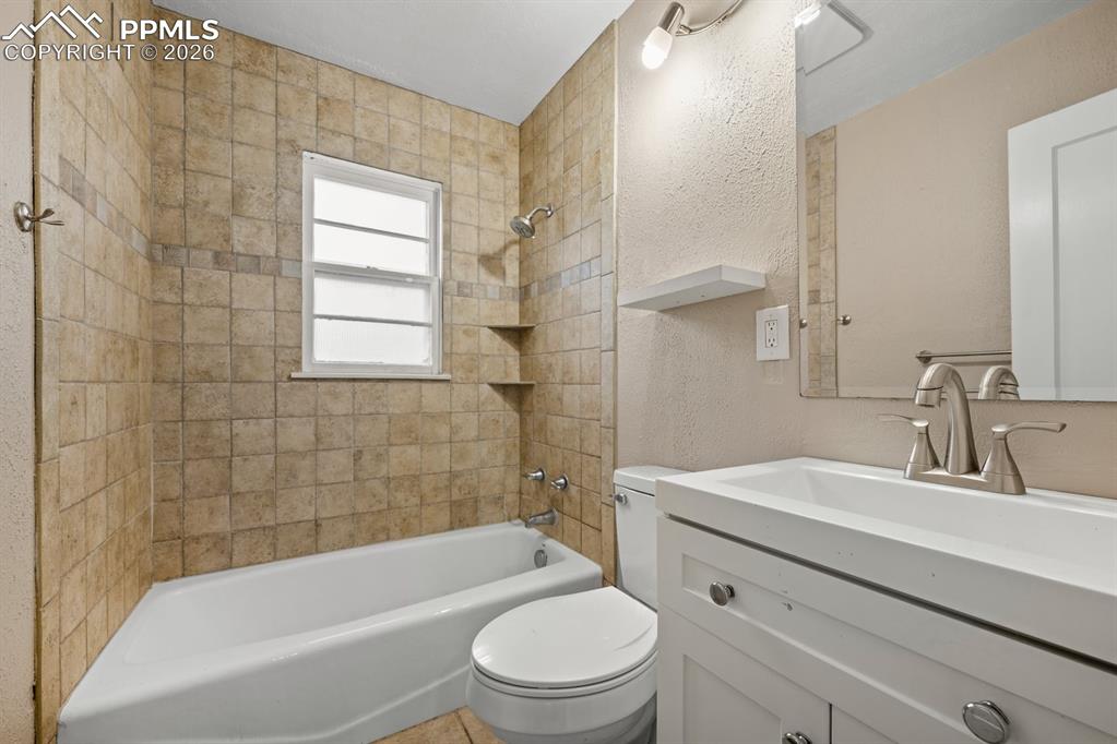323 Arthur Street Pueblo CO 81004