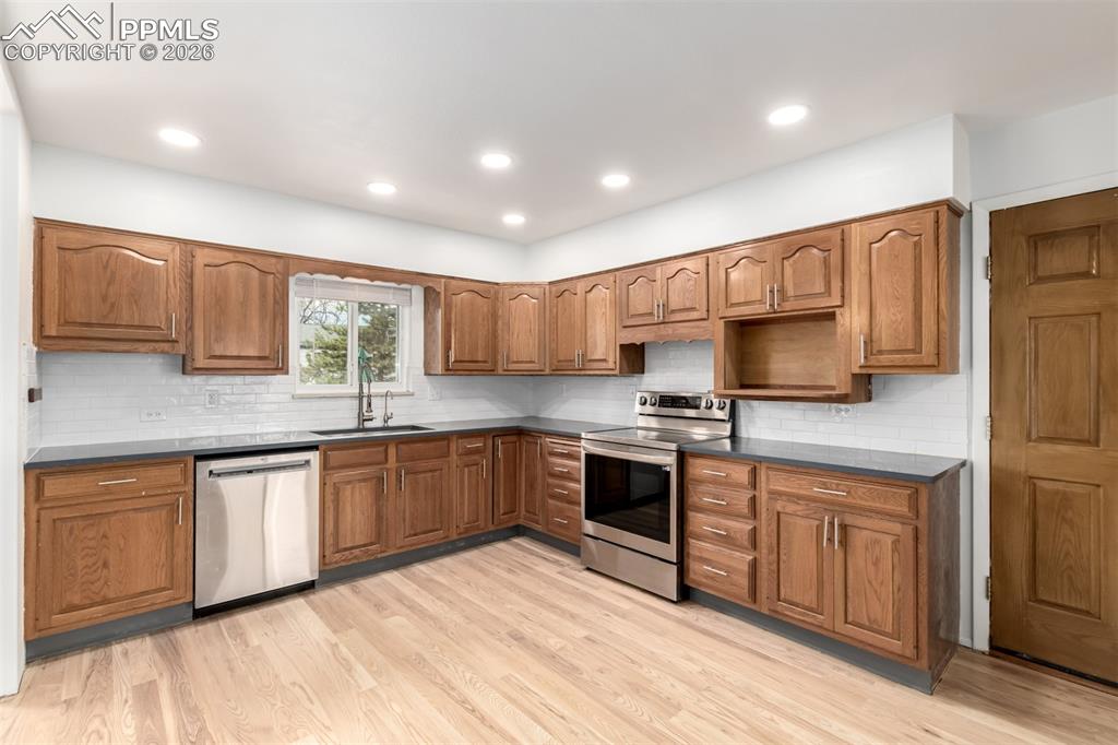 1418 Osgood Road Colorado Springs CO 80915