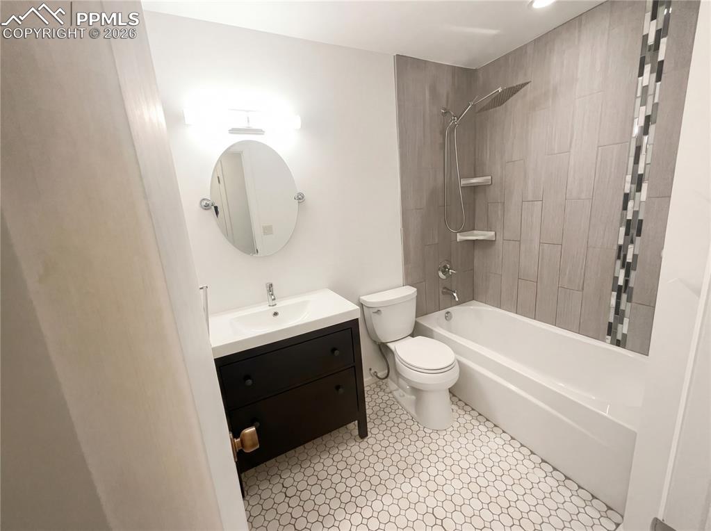 5655 Tomah Drive Colorado Springs CO 80918