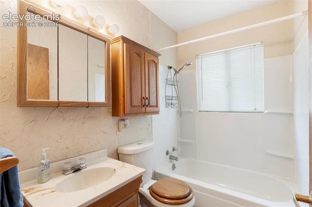 2530 E Uintah Street Colorado Springs CO 80909