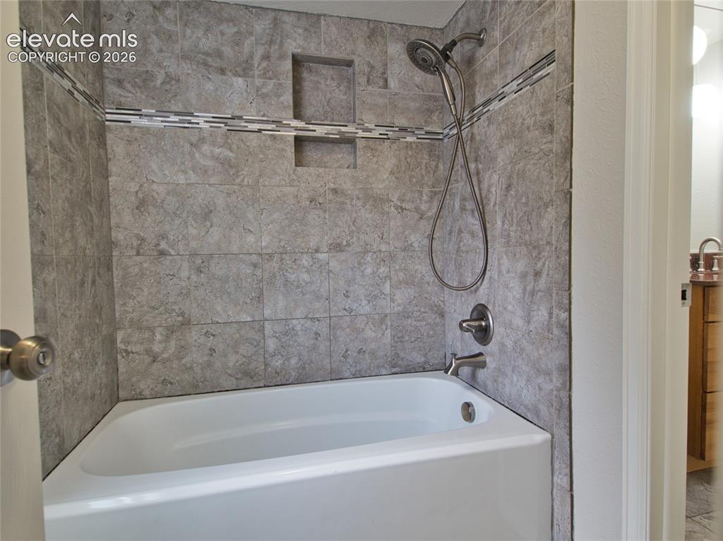 6568 E Gambol Quail Drive Colorado Springs CO 80918