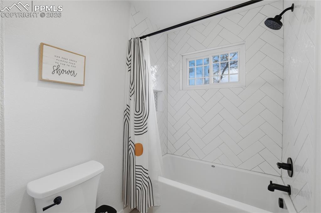 5833 Wisteria Drive Colorado Springs CO 80919