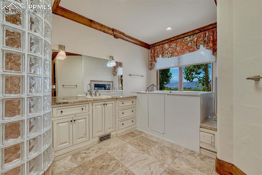 4050 Old Ranch Road Colorado Springs CO 80908