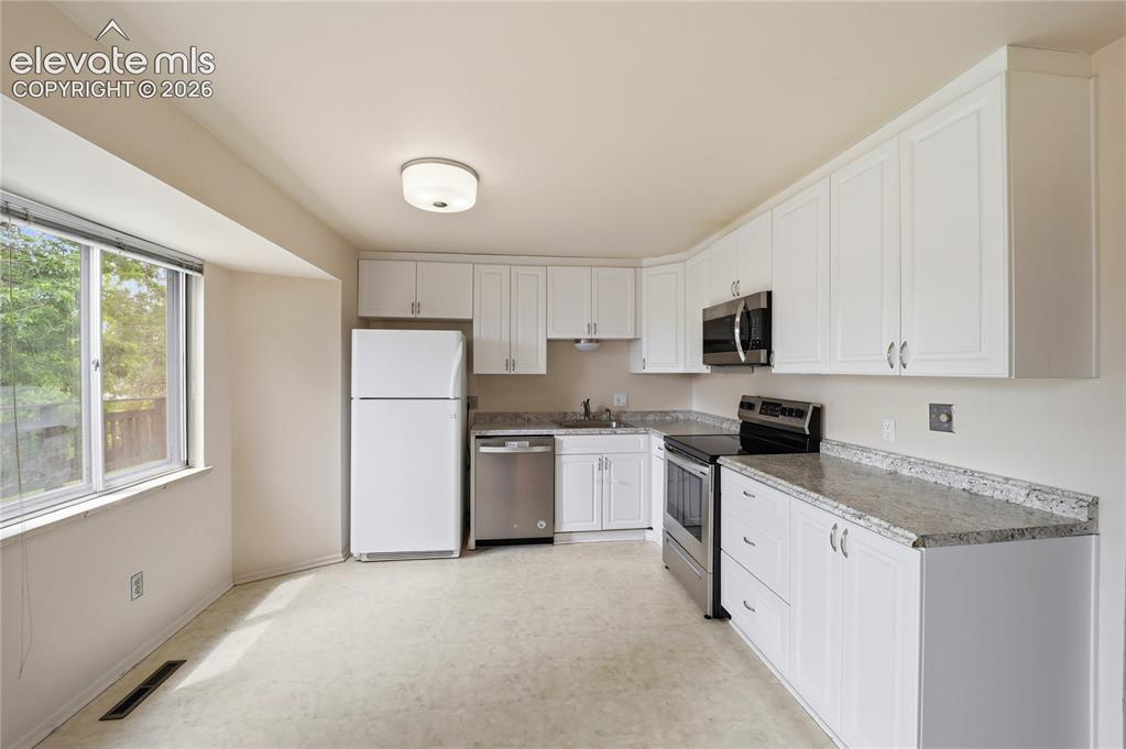 1406 Martin Drive Colorado Springs CO 80915
