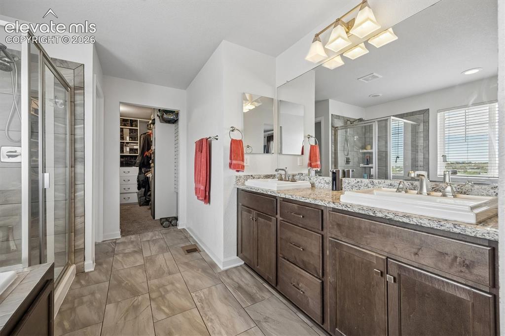 21447 E Union Place Aurora CO 80015