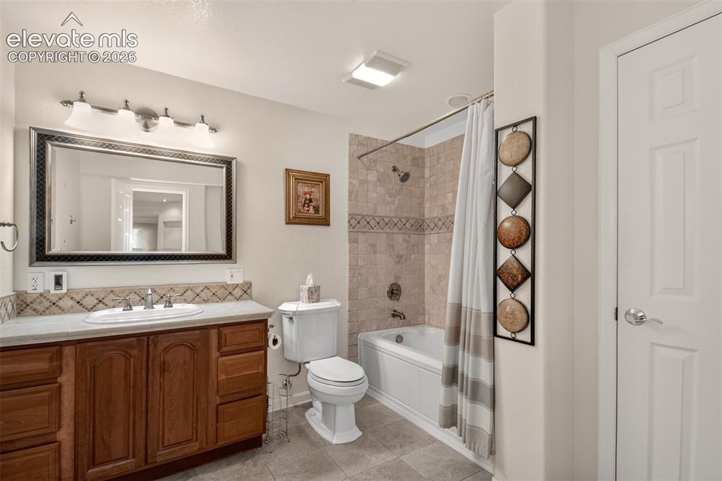 387 Fox Run Circle Colorado Springs CO 80921