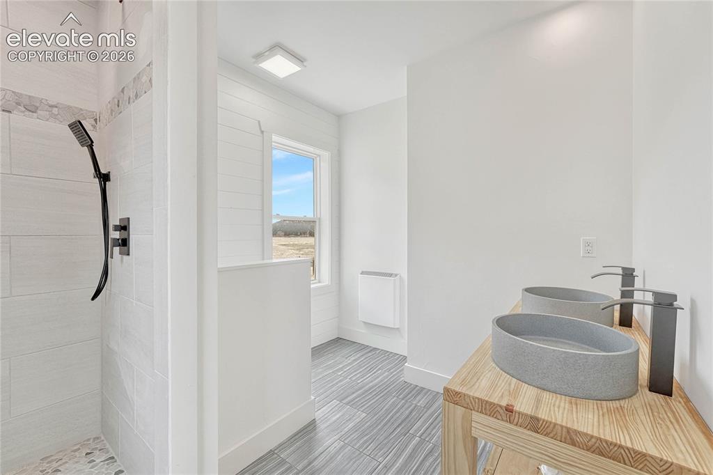 1636 Lakemoor Drive Florissant CO 80816