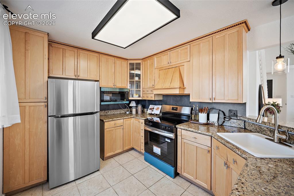 473 S Hook Court Pueblo CO 81007