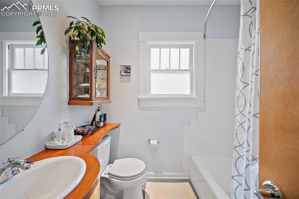 424 N Cedar Street Colorado Springs CO 80903