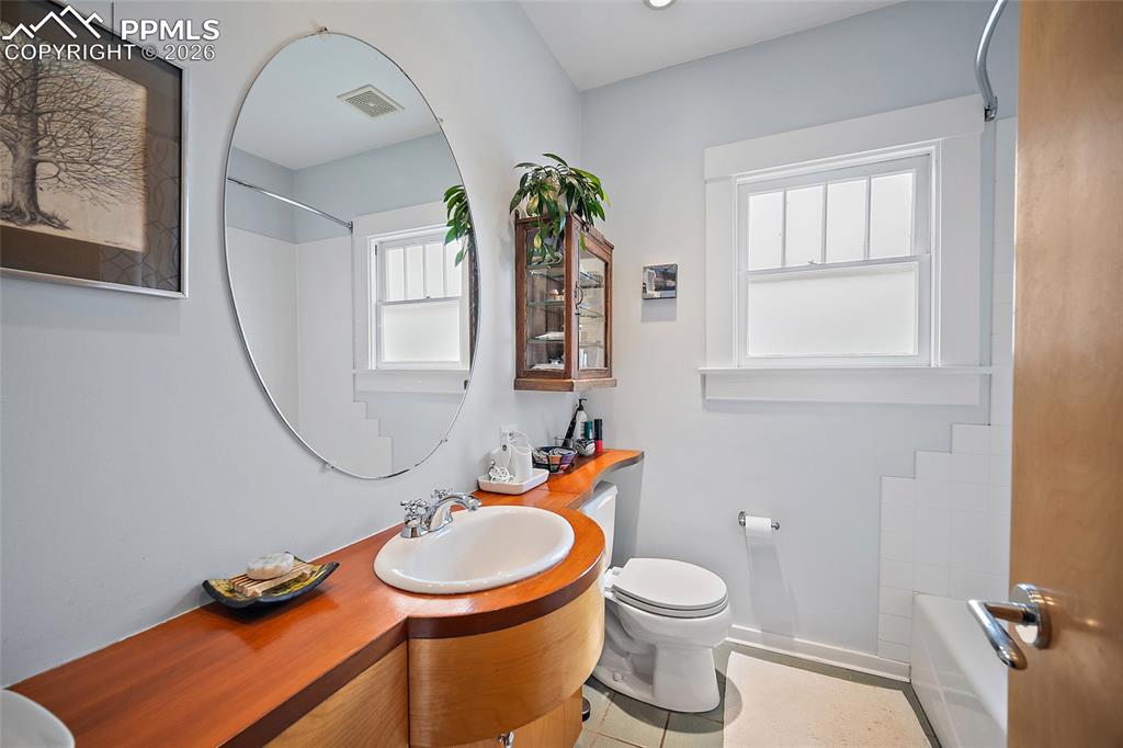 424 N Cedar Street Colorado Springs CO 80903