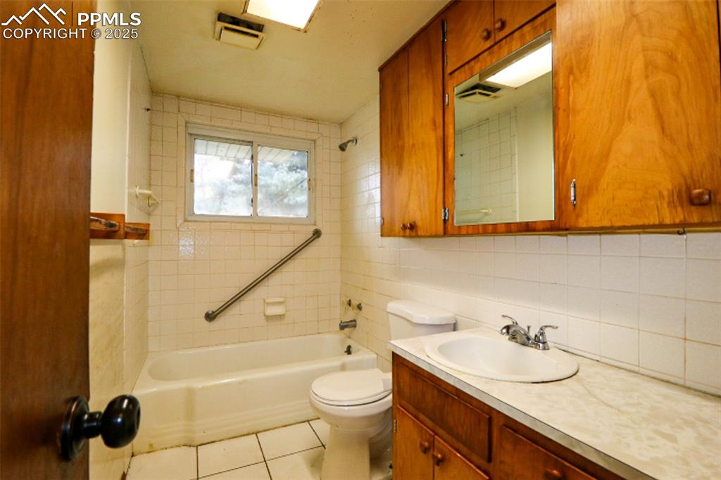 1206 Hartford Street Colorado Springs CO 80906