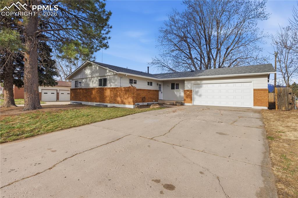 1014 Fosdick Drive Colorado Springs CO 80909