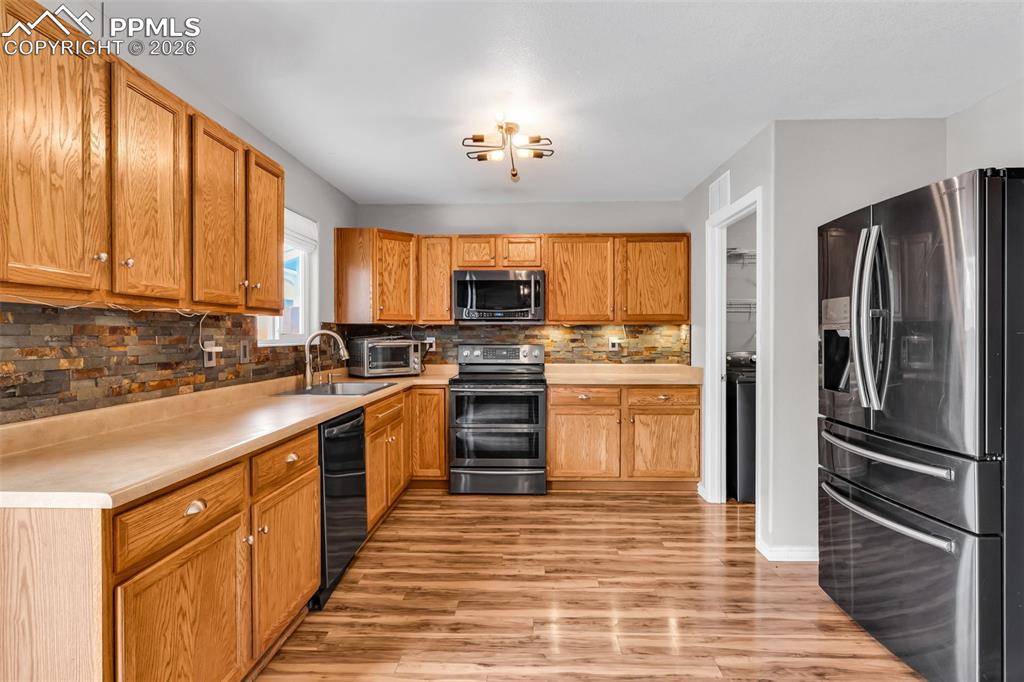 5043 Thrush Drive Pueblo CO 81008