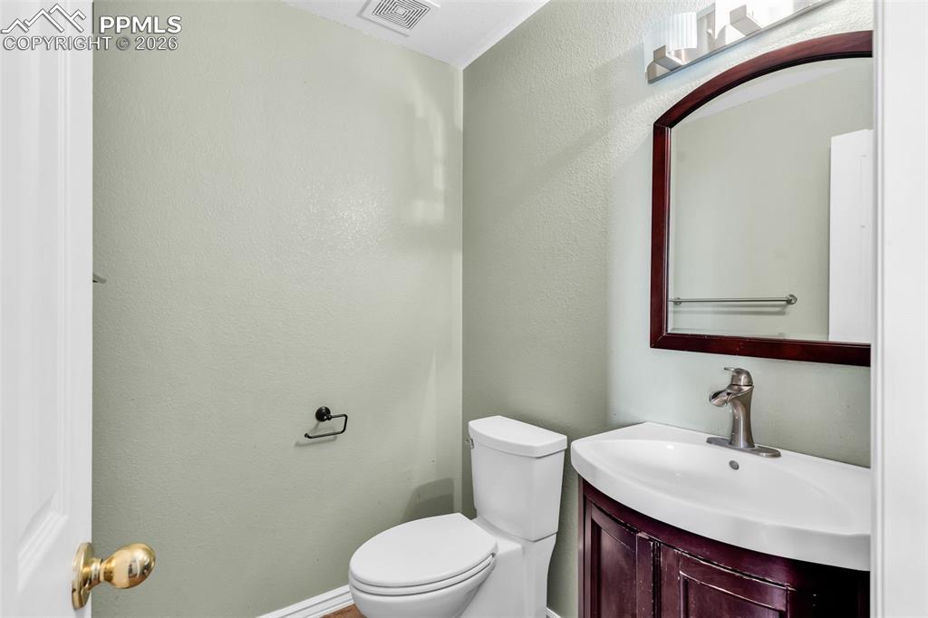 5043 Thrush Drive Pueblo CO 81008