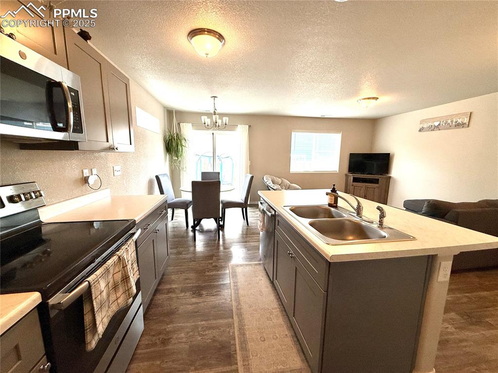 863 Endeavor Way Colorado Springs CO 80915