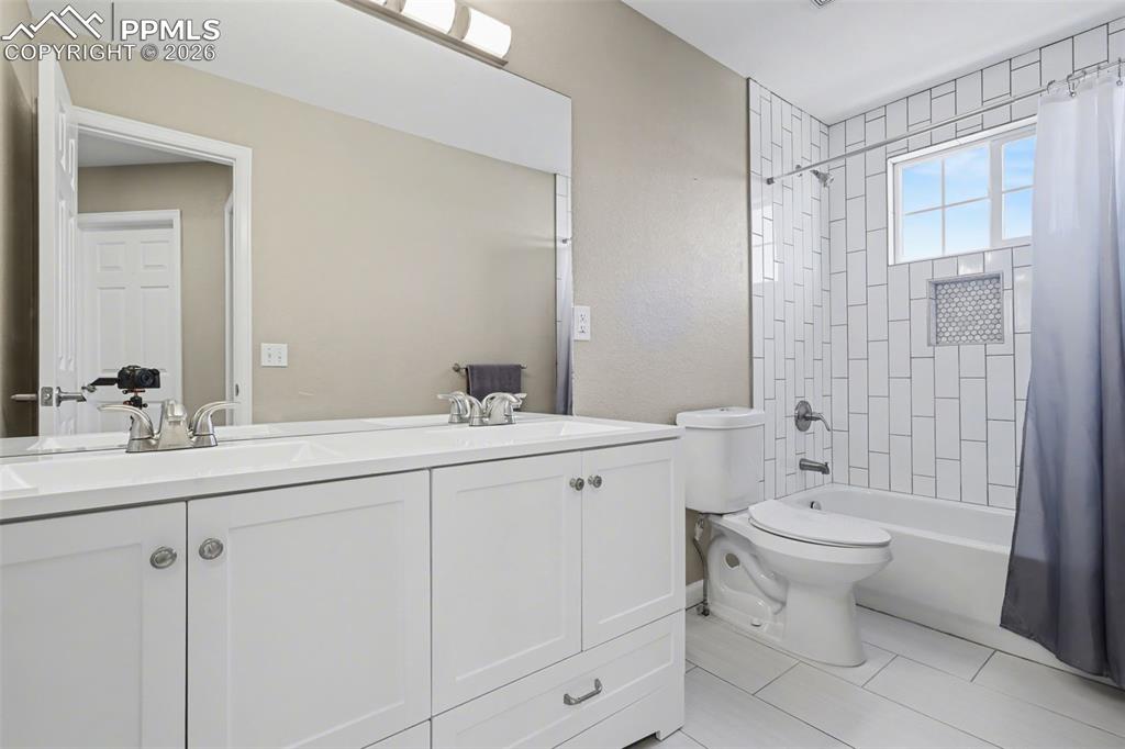 6467 Graymont Drive Colorado Springs CO 80923