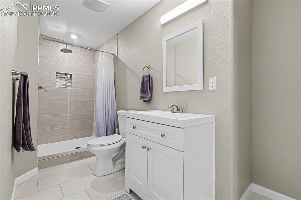 6467 Graymont Drive Colorado Springs CO 80923