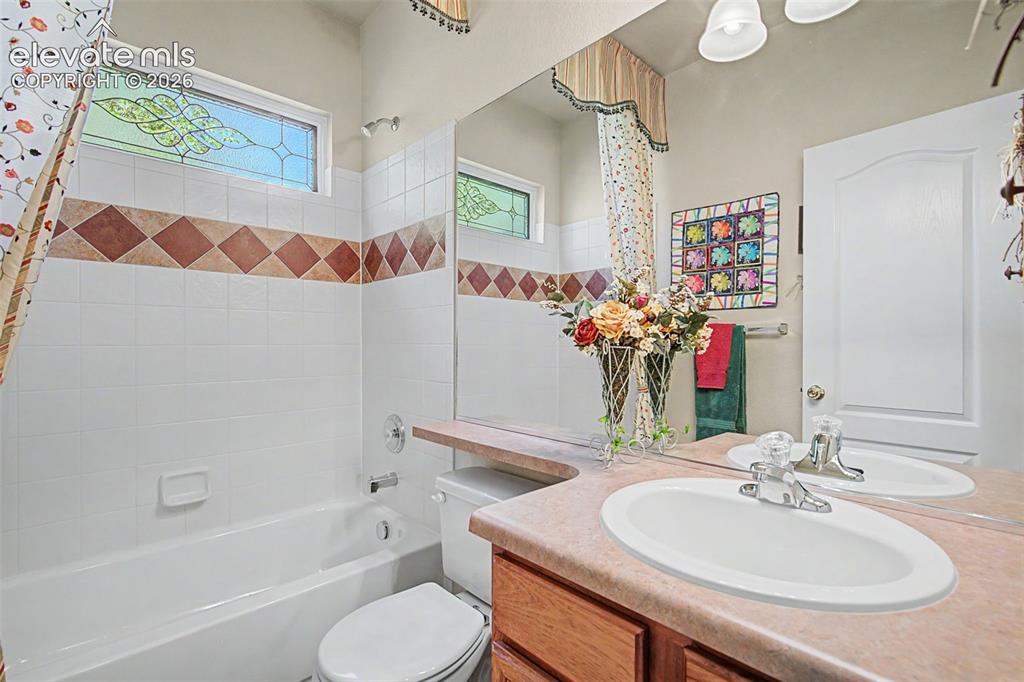 9590 Orchard Park Trail Colorado Springs CO 80920