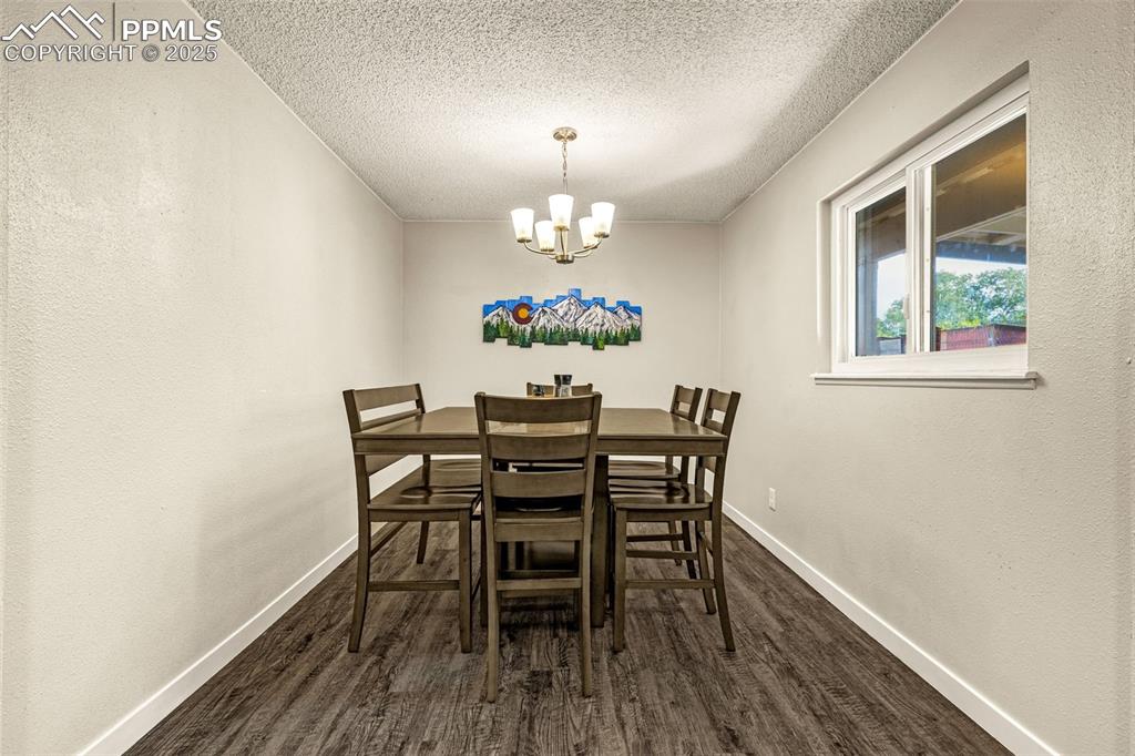 2522 Ivanhoe Drive Colorado Springs CO 80911