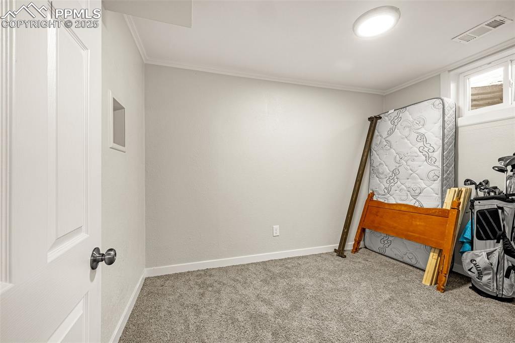 2522 Ivanhoe Drive Colorado Springs CO 80911