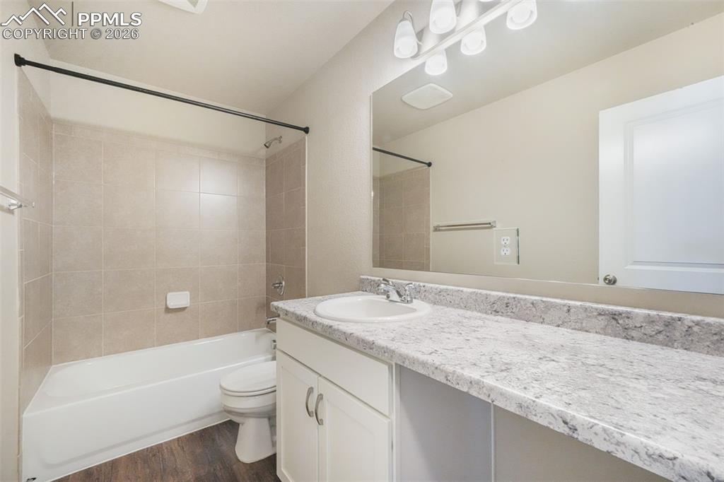 7851 Lathrop View Colorado Springs CO 80924