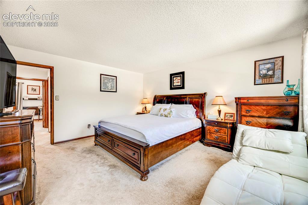 3433 Oak Creek Drive Colorado Springs CO 80906