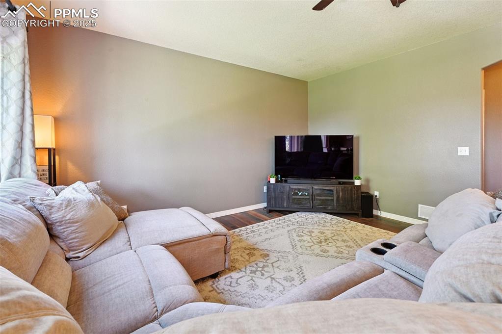 6338 Bearcat Loop Colorado Springs CO 80925