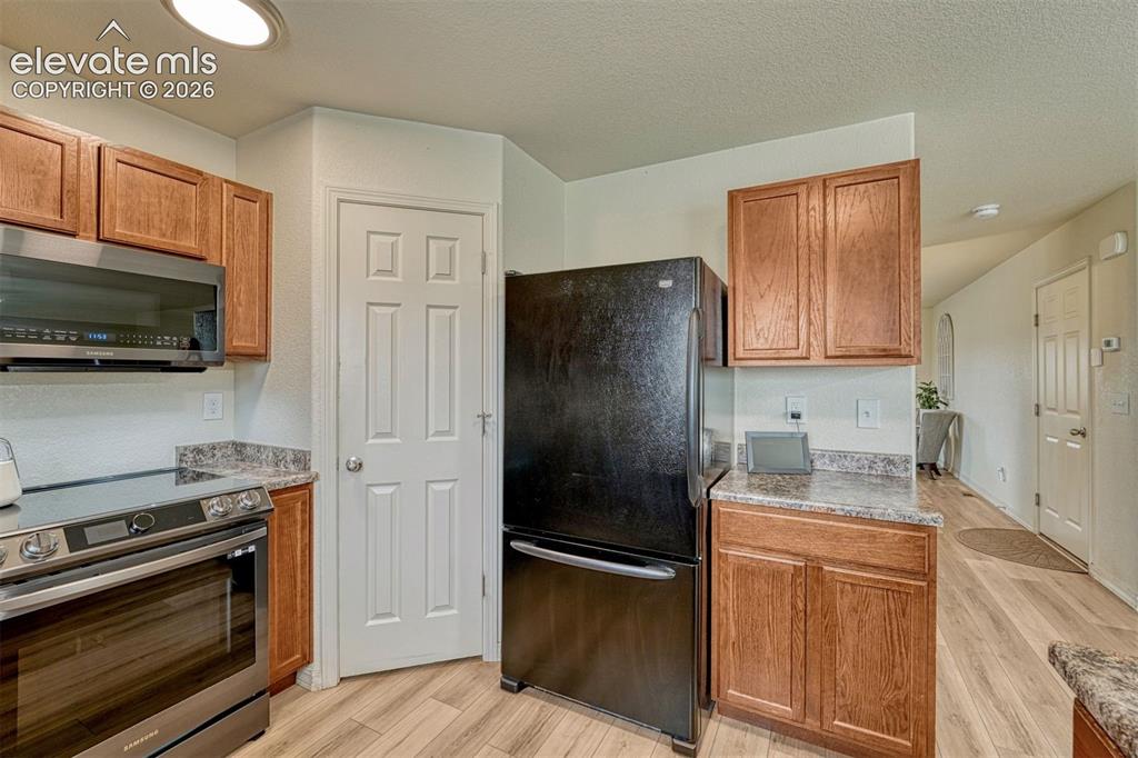 2404 Shady Aspen Drive Colorado Springs CO 80921