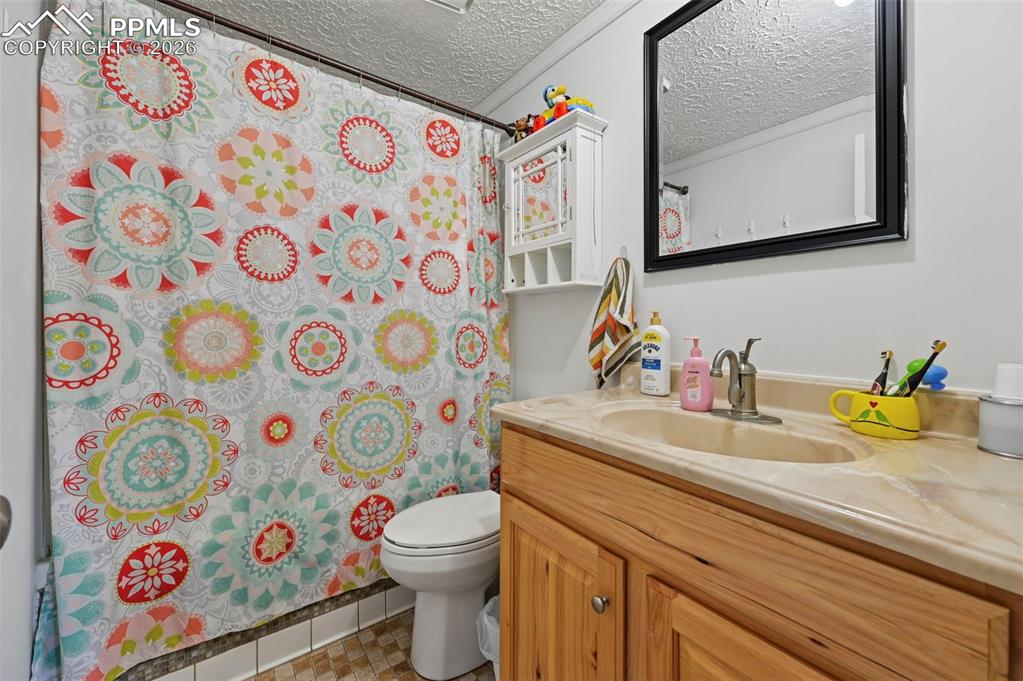 6910 Casper Court Colorado Springs CO 80922
