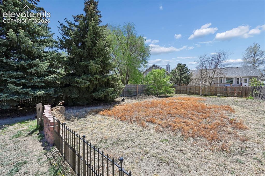 6910 Casper Court Colorado Springs CO 80922