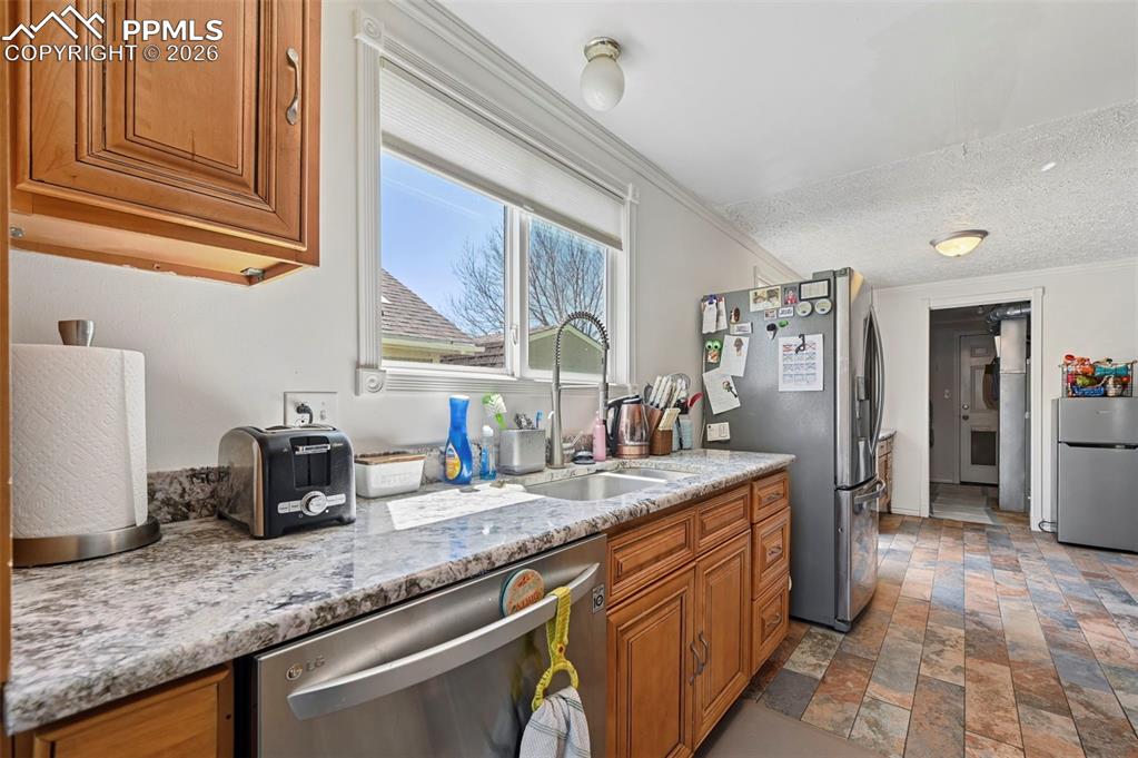 6910 Casper Court Colorado Springs CO 80922